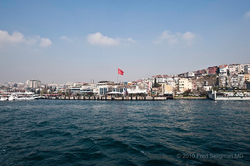 20100403_105757 D3.jpg - View of Besiktas from Bosphorus